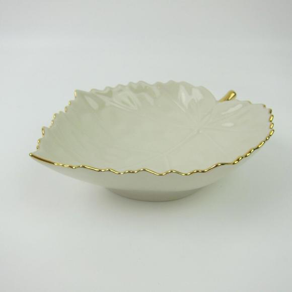 Lenox Leaf Candy Nut Dish Ivory with Gold Trim Handcrafted in Japan - Picture 2 of 14